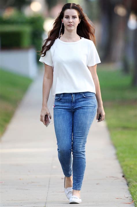 lana del rey style.